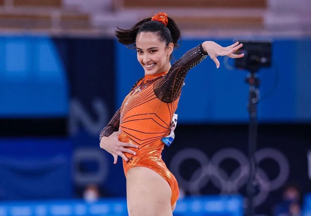 扑克这局你该冷静（保持冷静应对这局扑克）